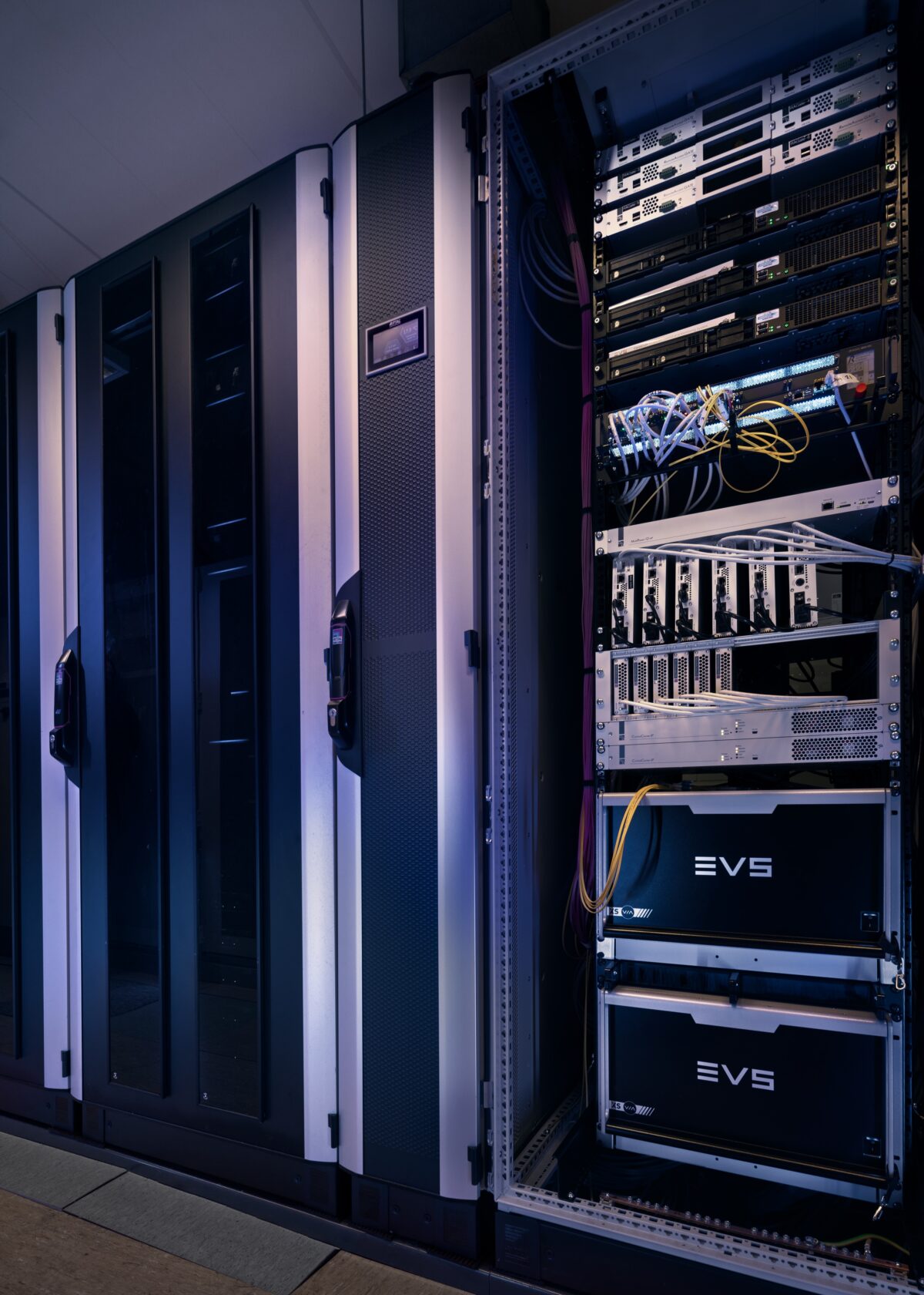 Hae meille Systems Specialist -rooliin